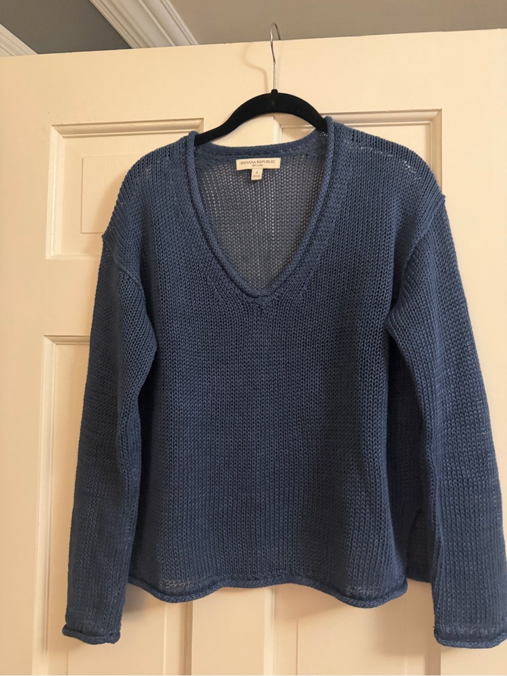 Banana republic linen v neck sweater